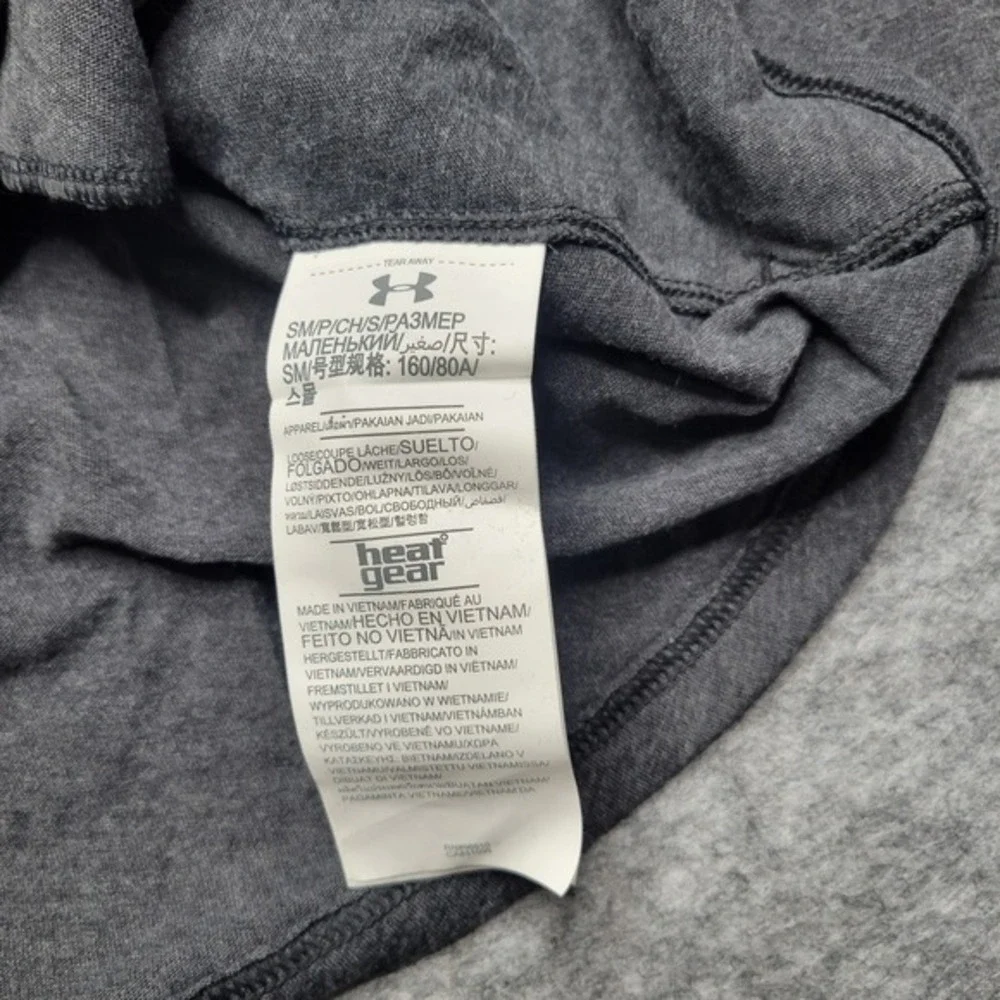 New Under Armour Women Hoodie Small Grey‎ Pockets Pullover Loose Heatgear Thin - Picture 10 of 11